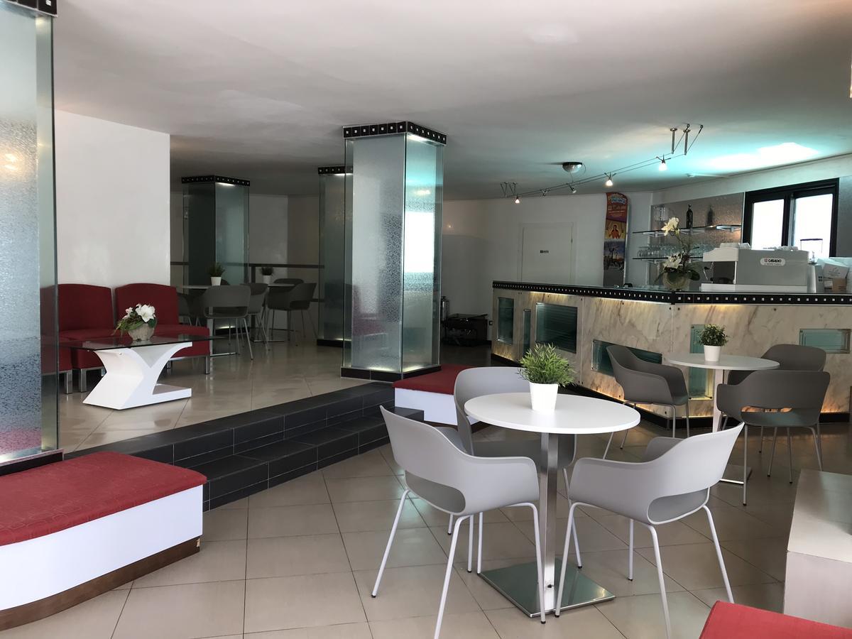 Hotel Gambrinus Rimini Ngoại thất bức ảnh