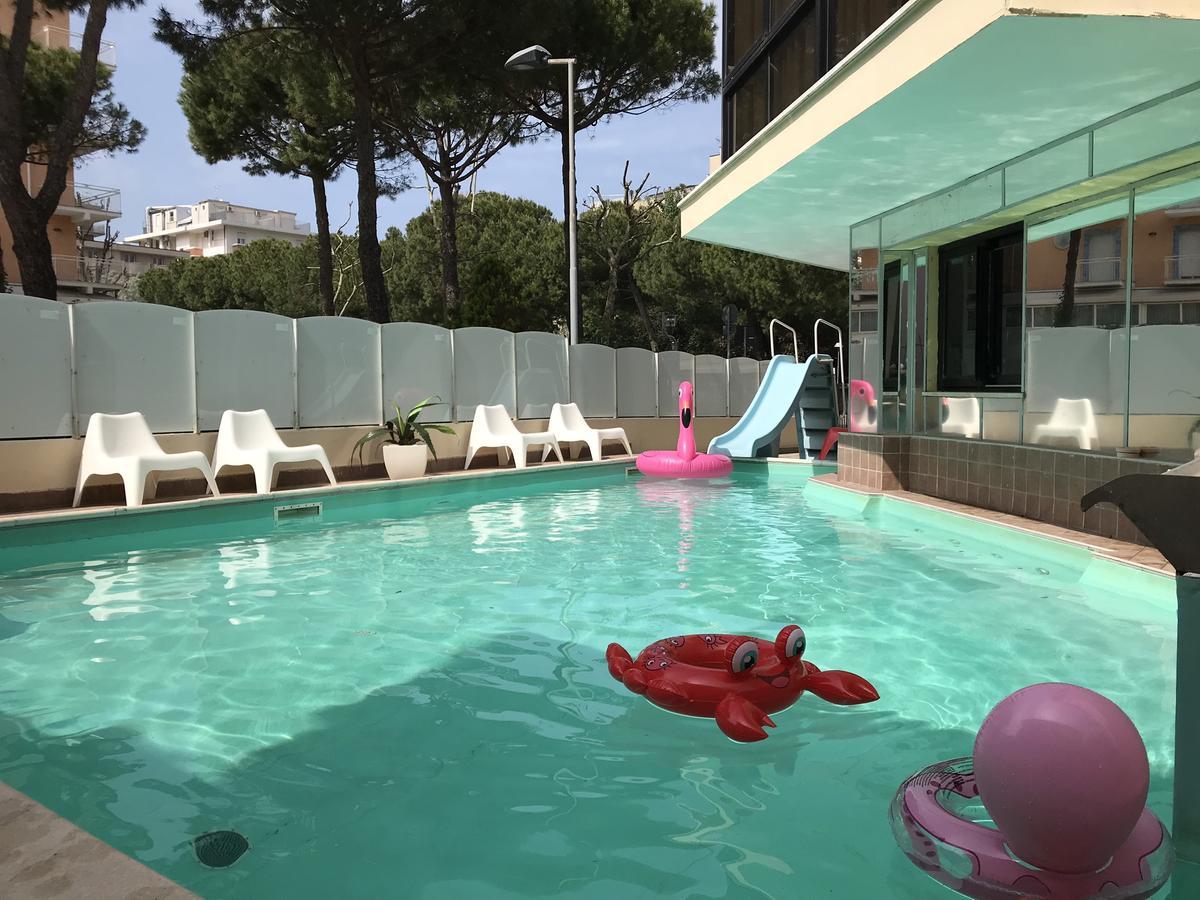 Hotel Gambrinus Rimini Ngoại thất bức ảnh